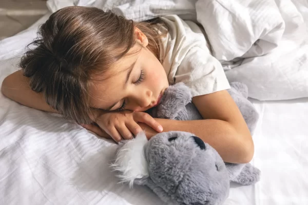 Dormir bien por la noche niños pequeños